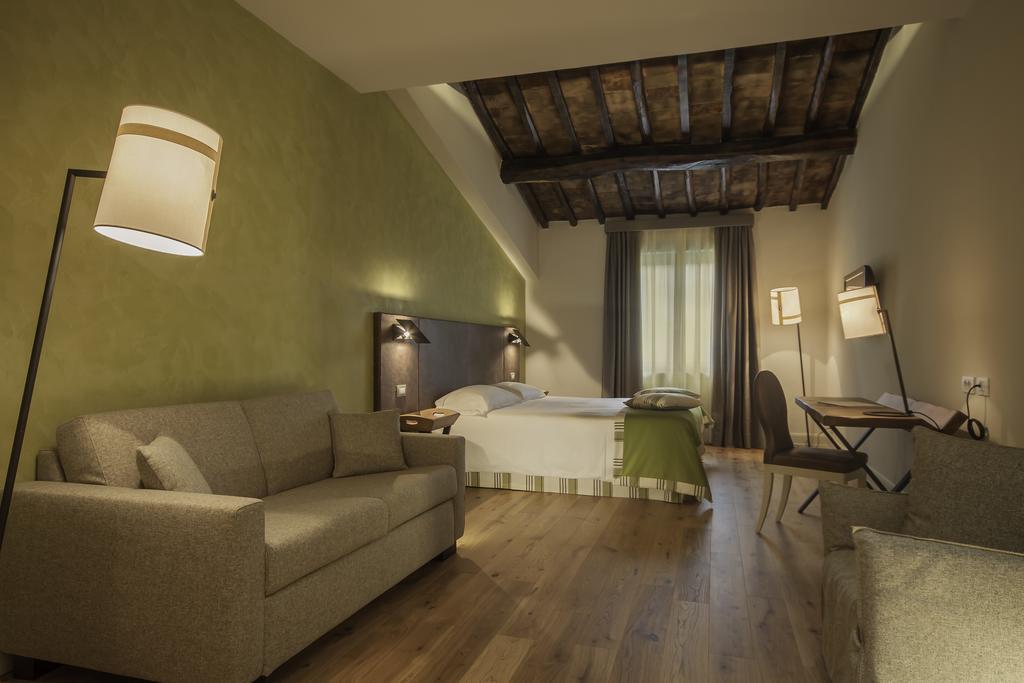 Hotel La Tabaccaia Монтайоне Экстерьер фото